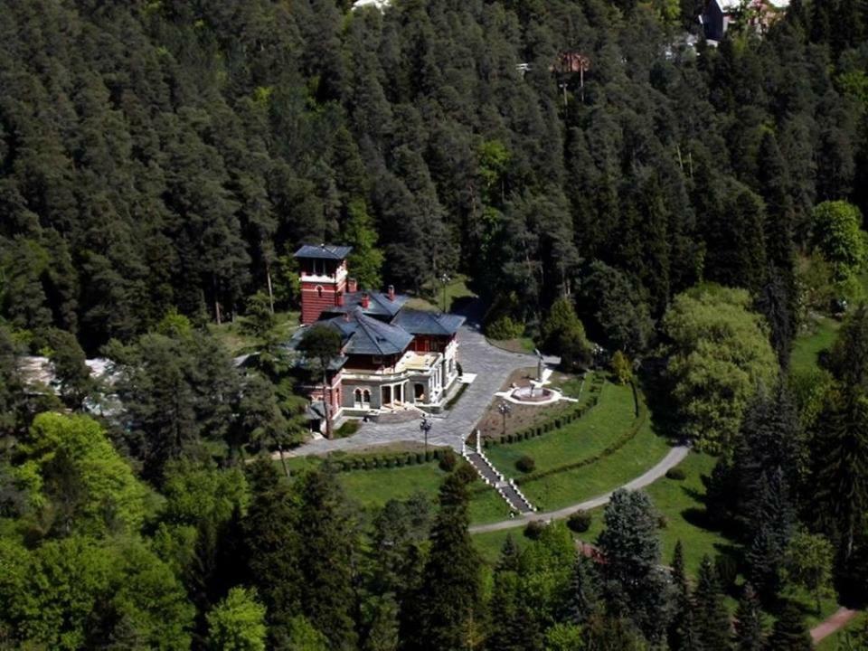 Apart-Otel Nino Borjomi Exterior foto